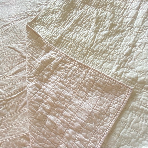 Threshold king quilt pink Cream Quilted linen blend Bedding - Picture 1 of 11